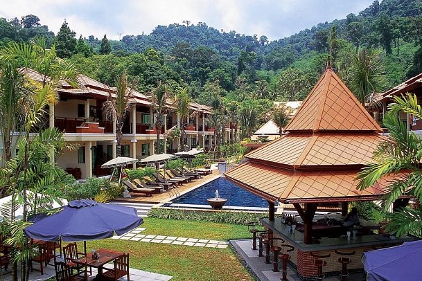 Khao Lak Bayfront Resort