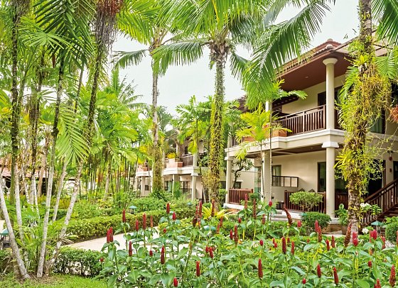 Khao Lak Bayfront Resort