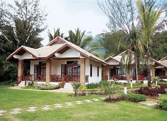 Khao Lak Bayfront Resort