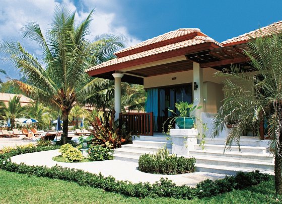 Khao Lak Bayfront Resort