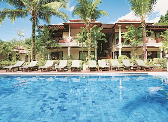 Khao Lak Bayfront Resort