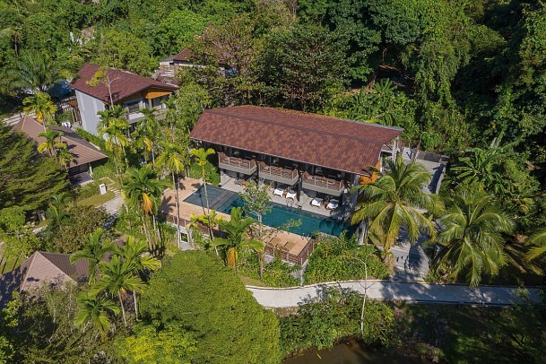 Khaolak Wanaburee Resort