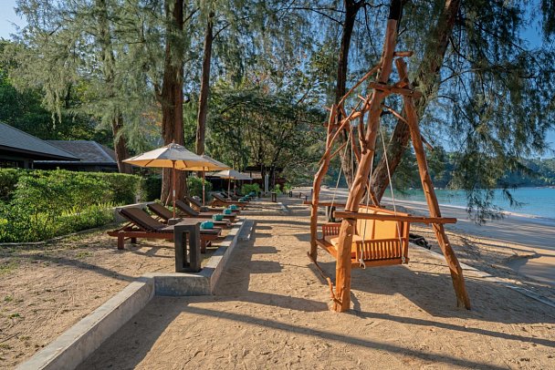 Khaolak Wanaburee Resort