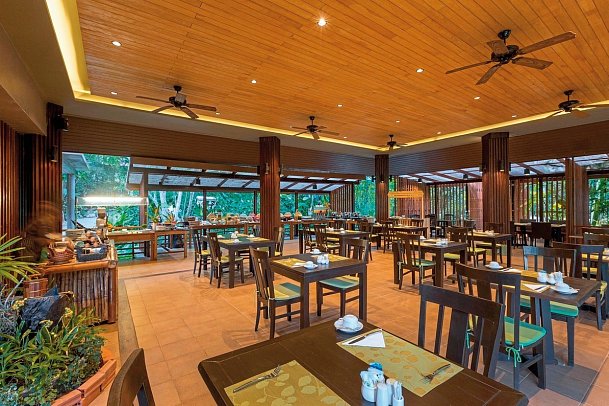 Khaolak Wanaburee Resort