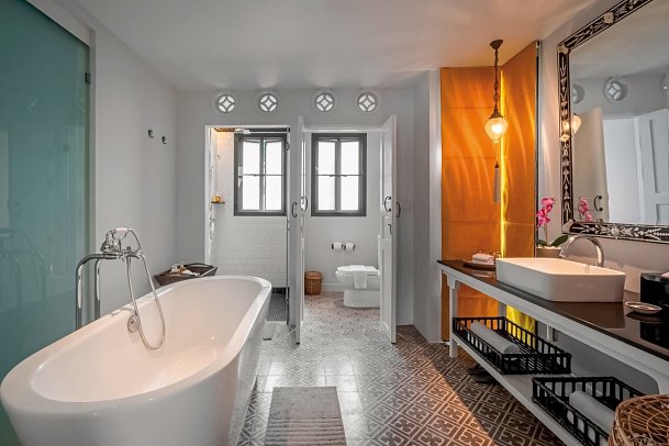 Moracea by Khao Lak Resort - Badbeispiel Hibiscus Grand Deluxe (Zimmercodierung UD1)