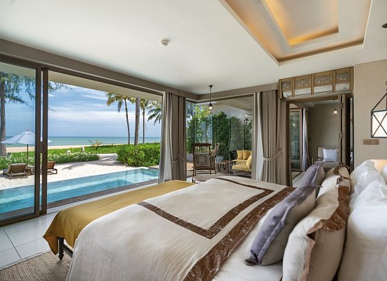 Devasom Khao Lak Beach Resort & Villas - Wohnbeispiel Beachfront Pool Villa (Zimmercodierung VBO)