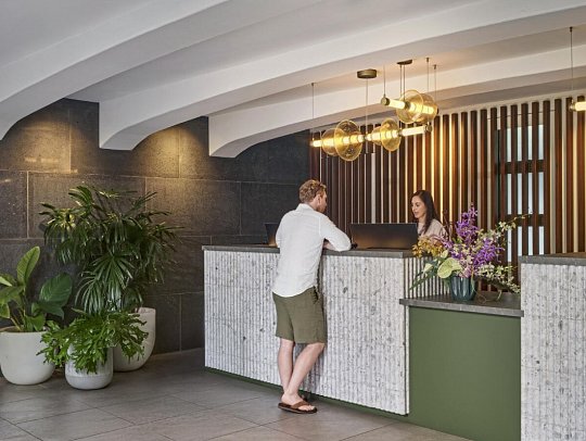 The Ambassador Hotel of Waikiki, Tapestry Collection by Hilton