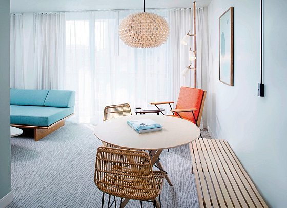 The Laylow, Autograph Collection - Wohnbeispiel Corner Suite (Zimmercodierung WB1)