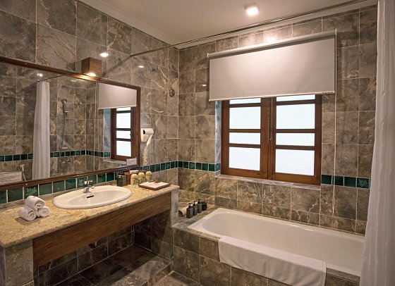 Pilgrimage Village Boutique Resort & Spa - Bad Superior (Zimmercodierungen US1 & US2)