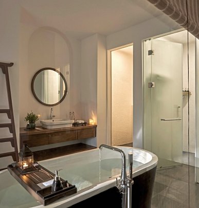 aNhill Boutique - Bad Superior Suite (Zimmercodierung WS1)