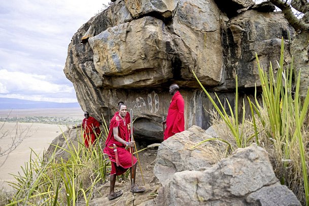 Magie der Savanne - Zwischen Baobabs und Kilimandscharo (7 Nächte) - Massai nahe Ngorongoro Krater