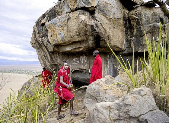 Magie der Savanne - Zwischen Baobabs und Kilimandscharo (5 Nächte) - Massai nahe Ngorongoro Krater