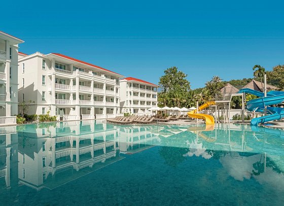 Centara Ao Nang Beach Resort & Spa
