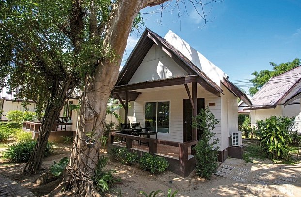 Southern Lanta Resort - Wohnbeispiel Superior Bungalow (Zimmercodierung BS1)