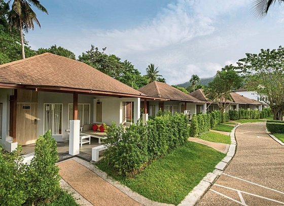 Lanta Sand Resort & Spa