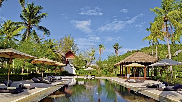 Twin Lotus Resort & Spa