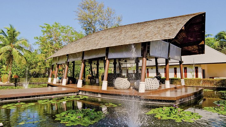 Twin Lotus Resort & Spa