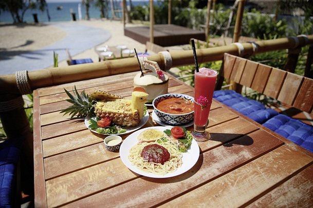 Lanta Casa Blanca - Restaurant Casa De Playa