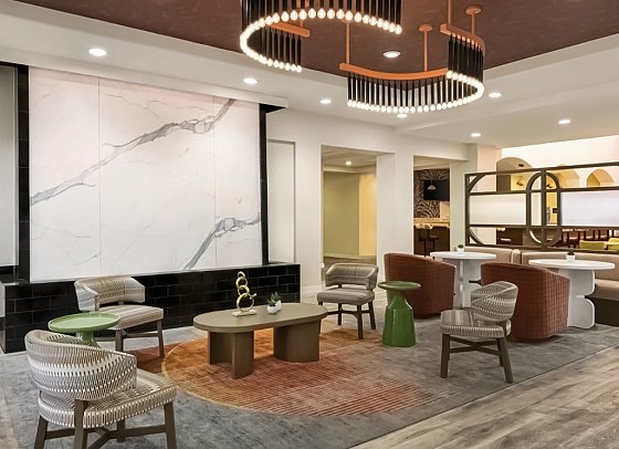 Hampton Inn Tropicana - Lobby