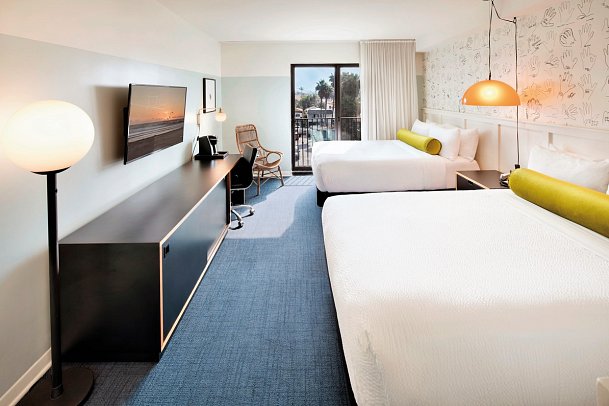 Hotel Erwin - Wohnbeispiel Standard City View Double Queen (Zimmercodierung UG4)