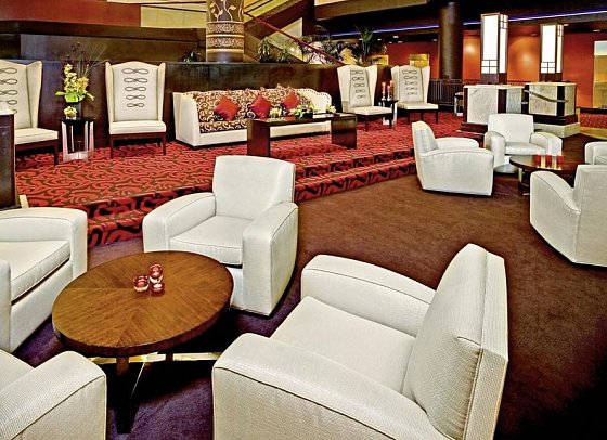 DoubleTree by Hilton Hotel Los Angeles Downtown - Lobby