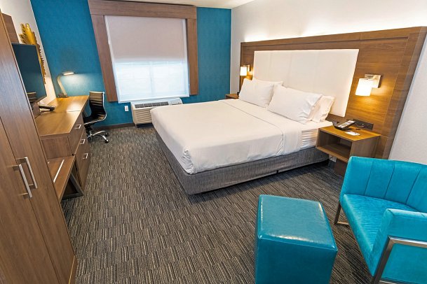 Holiday Inn Express Hotel & Suites Hollywood Walk of Fame, an IHG Hotel - Wohnbeispiel Standard Room