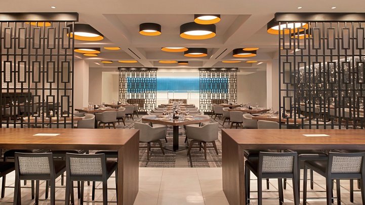 Hyatt Regency Los Angeles International Airport