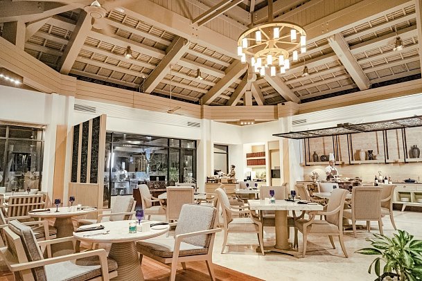 Pelangi Beach Resort & Spa