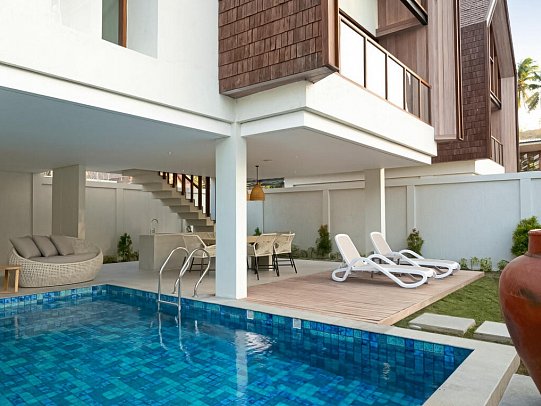 The Kayana Beach Lombok - Beispiel Terrasse Duplex Villa (Zimmercodierung VX1)