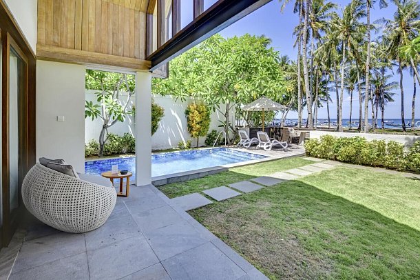The Kayana Beach Lombok - Beispiel Außenbereich Beach Front Villa (Zimmercodierung VBO)