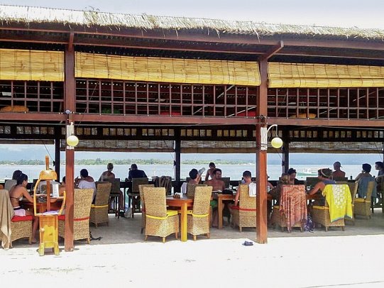 Kura Kura Beach Resort - Restaurant