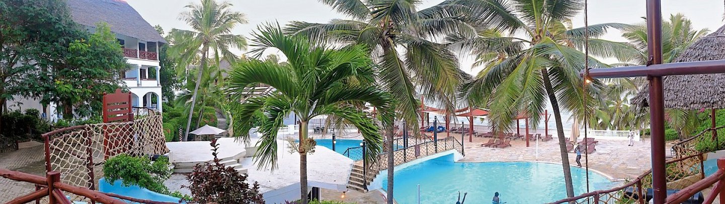 Voyager Beach Resort