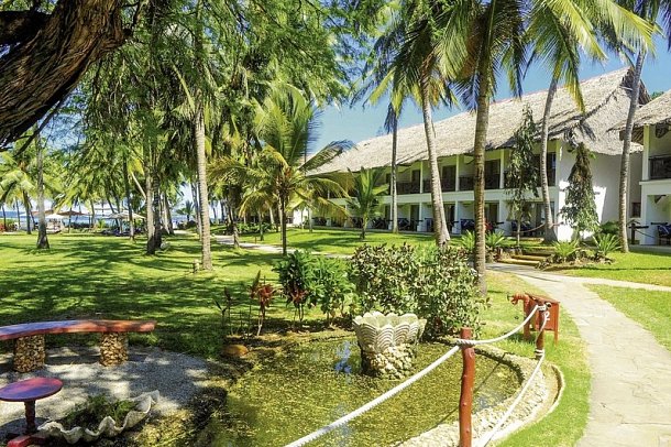 Voyager Beach Resort