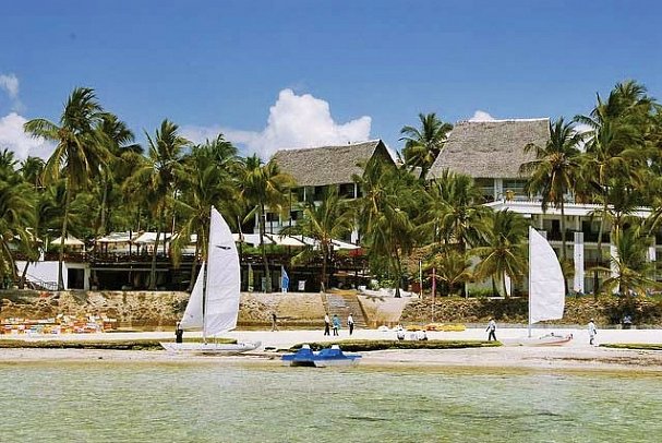Voyager Beach Resort