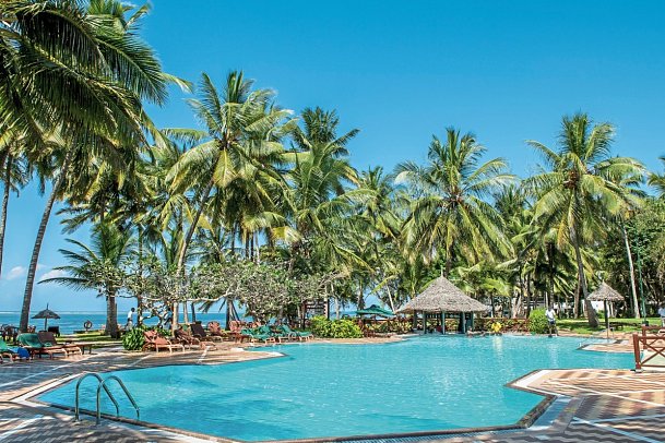 Serena Beach Resort & Spa