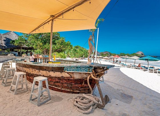 Chale Island Resort - Jahazi Beach Bar