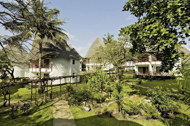 Neptune Village Beach Resort & Spa - Garten