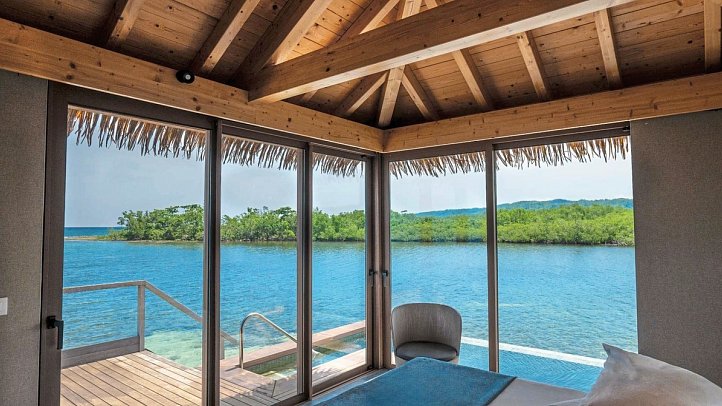 Princess Senses the Mangrove - Wohnbeispiel Overwater Villa with Infinity Pool (Zimmercodierung VB1)