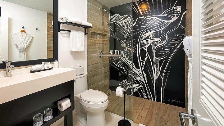 S Hotel Montego Bay - Wohnbeispiel Mini King Room (Zimmercodierungen UG1 & WB1)