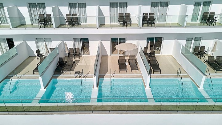 RIU Palace Aquarelle - Wohnbeispiel Junior Suite Swim Out (Zimmercodierung J1Q)