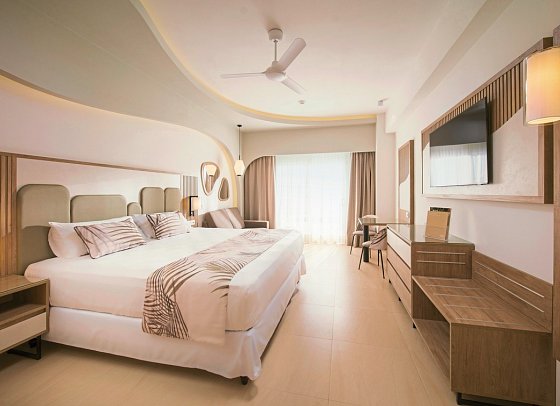 RIU Palace Aquarelle - Wohnbeispiel Junior Suite Partial Sea View (Zimmercodierung J1M)