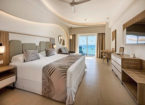 RIU Palace Aquarelle - Wohnbeispiel Two Bedroom Sea Side Family Room (Zimmercodierung OB1)