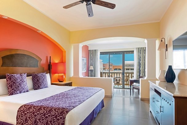 Iberostar Selection Rose Hall Suites - Wohnbeispiel Junior Suite (Zimmercodierungen JF2, JB1 & OB1)