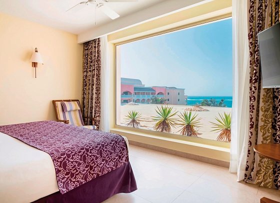 Iberostar Selection Rose Hall Suites - Wohnbeispiel Family Suite Ocean View (Zimmercodierung UB7)
