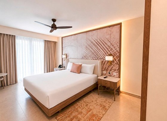 Royalton CHIC Jamaica Paradise Cove, An Autograph Collection All-Inclusive Resort - Wohnbeispiel Luxury Junior Suite Beach Front Diamond Club (Zimmercodierung J1O)