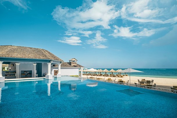 JOIA Rose Hall by Iberostar