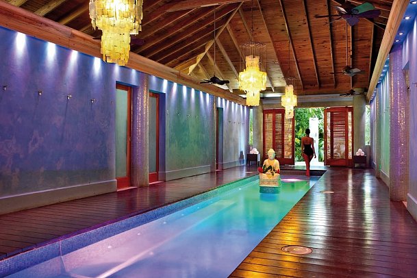 Couples Swept Away - Oasis Spa