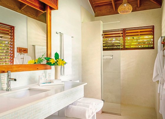 Couples Swept Away - Wohnbeispiel Premier Beachfront Suite (Zimmercodierung BBO)