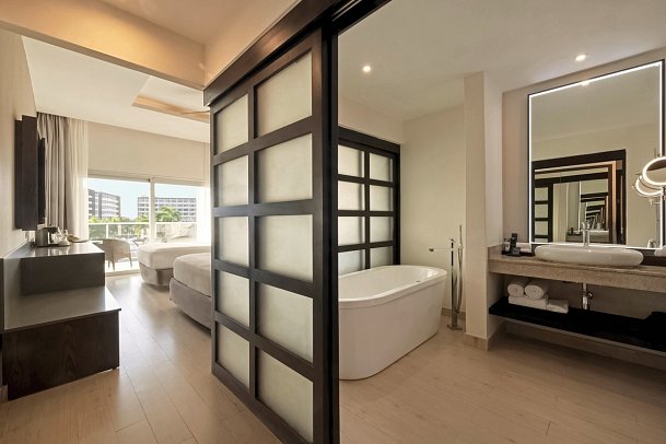 Royalton Hideaway Blue Waters, An Autograph Collection All-Inclusive Resort - Wohnbeispiel Luxury Junior Suite Ocean View Diamond Club (Zimmercodierung JLM)