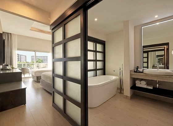 Royalton Hideaway Blue Waters, An Autograph Collection All-Inclusive Resort - Wohnbeispiel Luxury Junior Suite Ocean View Diamond Club (Zimmercodierung JLM)
